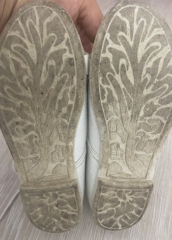 Kız Çocuk Beyaz Cırt Cırtlı Babet Ayakkabı - Görsel 10