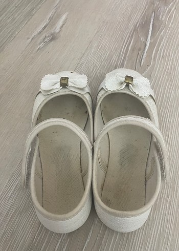 Kız Çocuk Beyaz Cırt Cırtlı Babet Ayakkabı - Görsel 6