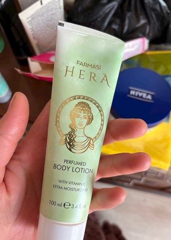 Nivea Q10 Plus Vücut Şekillendirici Krem - Görsel 2