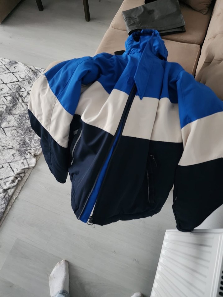 Kar montu Erkek Çocuk Kapüşonlu Renk Bloklu Ceket - Görsel 3