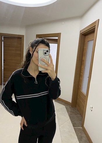 Yüksek Yakalı Siyah Kadın Sweatshirt - Görsel 2