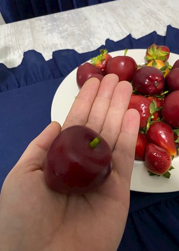 Tabak Üzerinde Renkli Meyveler - Görsel 5