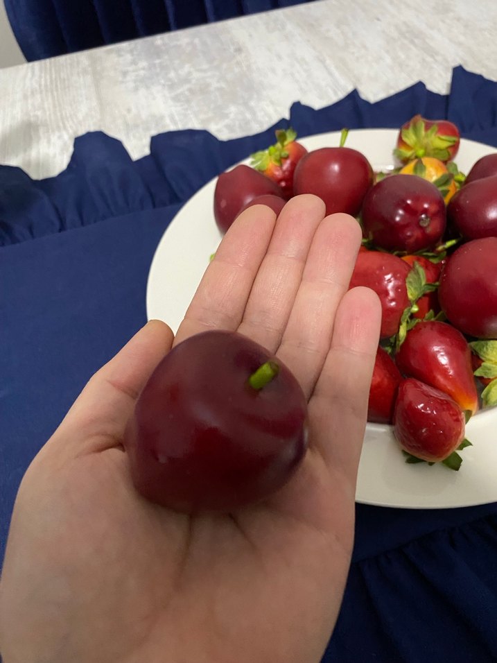 Tabak Üzerinde Renkli Meyveler - Görsel 5