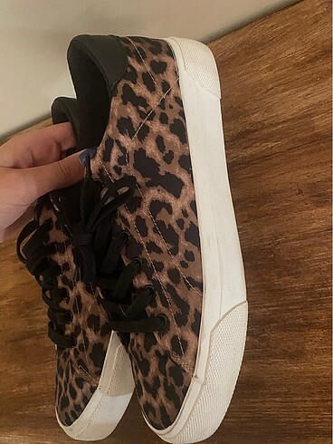 41 Beden çeşitli Renk Zara leopar spor ayakkabı