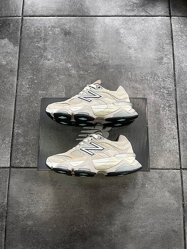 39 Beden New Balance 9060