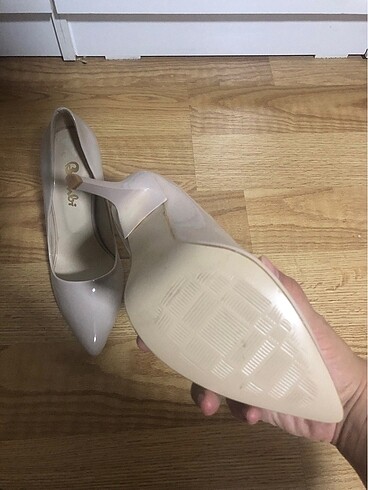 39 Beden ten rengi Renk Stiletto