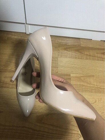 Bambi Stiletto