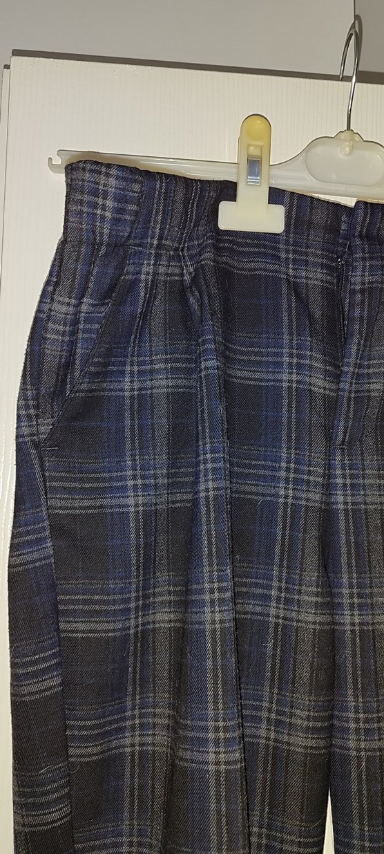 Kadın Gri Pilili Regular Fit Kumaş Pantolon - Görsel 2