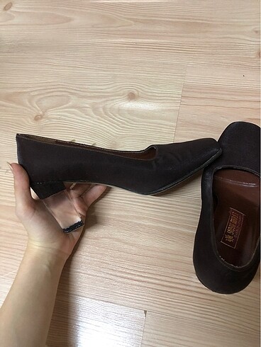 Topuklu ayakkabı - Görsel 2