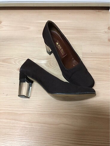 Topuklu ayakkabı - Görsel 3