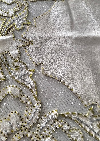 deri üzerine İşlemeli uzunluk 64cm  eni 45 cm ranır - Görsel 3