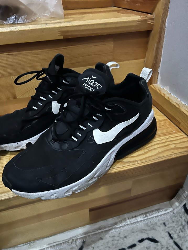 Nike Air Max 270 React Siyah Erkek Spor Ayakkabı - Görsel 2