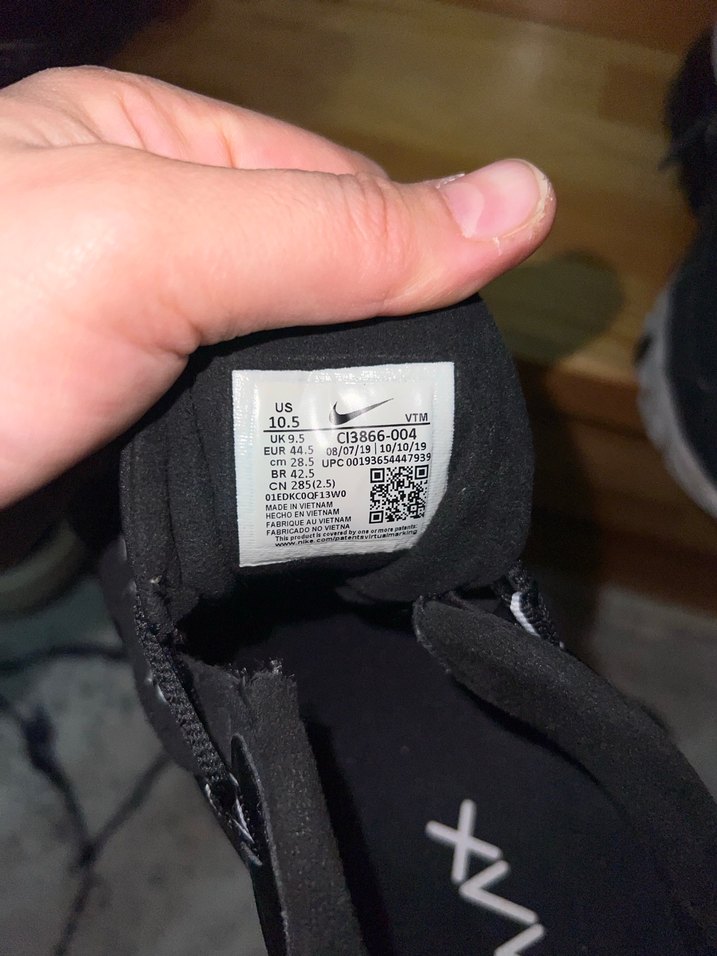 Nike Air Max 270 React Siyah Erkek Spor Ayakkabı - Görsel 4