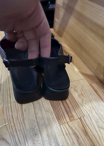 Kadın Siyah Tokalı Blok Topuklu Babet - Görsel 3