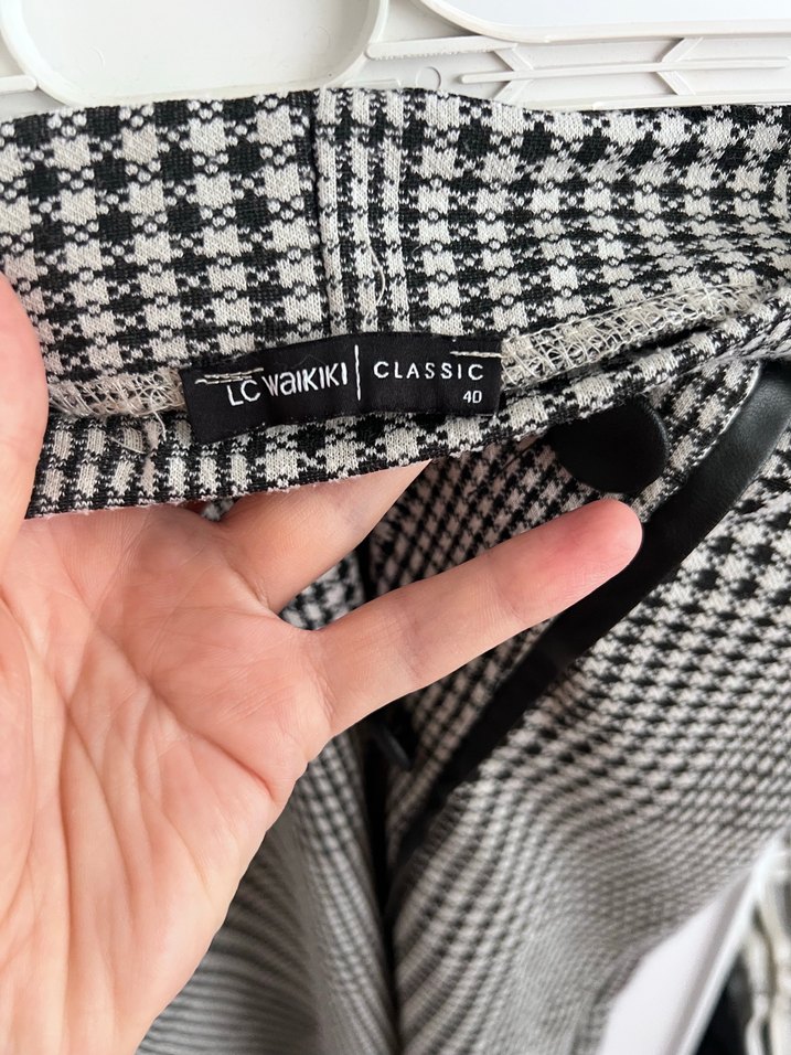 Düğmeli Uzun Ekose Kadın Etek - Görsel 3