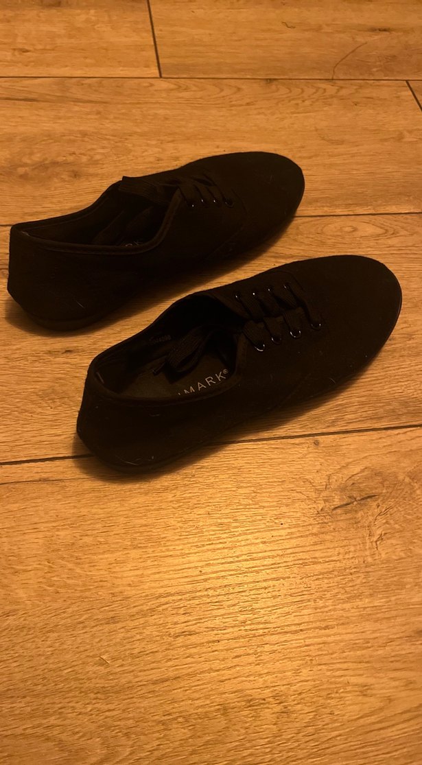 Siyah Düz Taban Kadın Spor Ayakkabı - Görsel 2