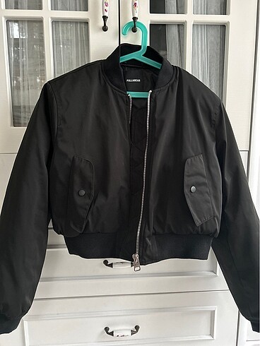 Pull&Bear bomber mont