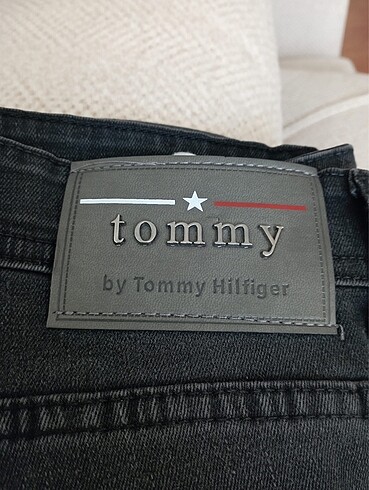 Tommy hilfiger siyah pantolon