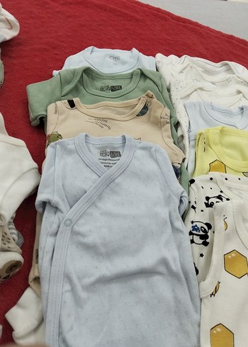 0_3 ay çeşitli zıbınlar hepsi tertemiz bazıları giyilmedı bile - Görsel 3