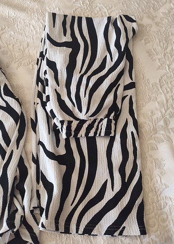 m Beden Zebra Desenli Gömlek