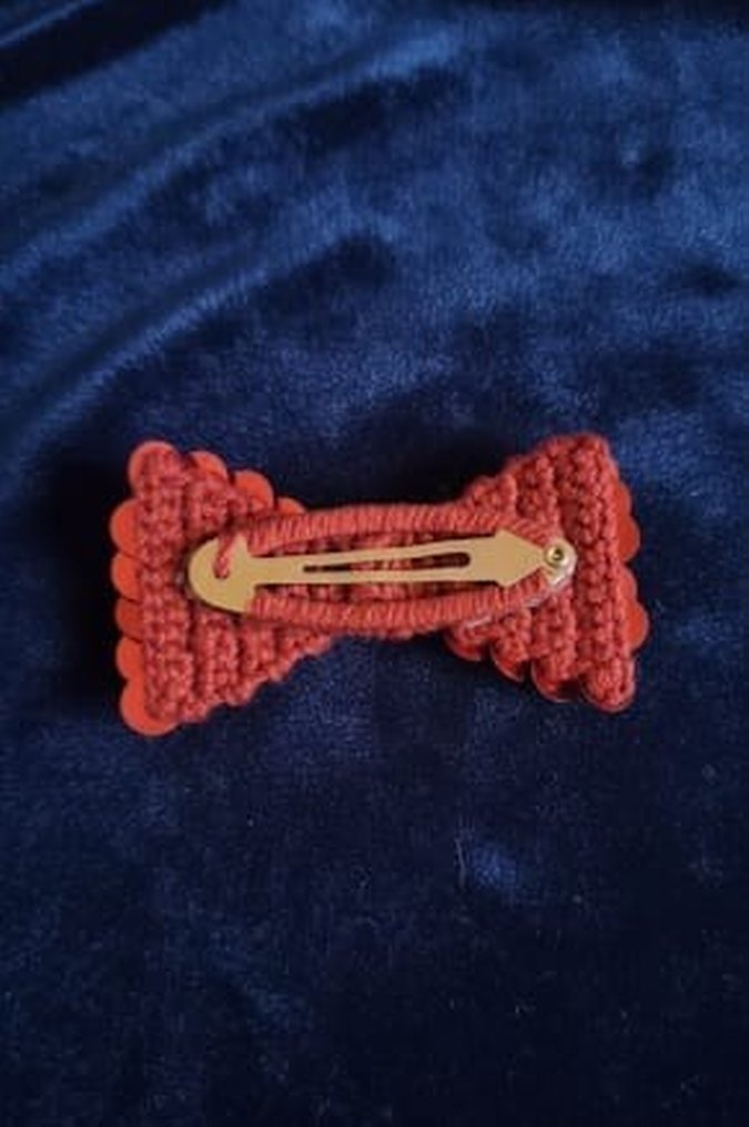 Örgü Kırmızı Fiyonk Saç Tokası - Görsel 2