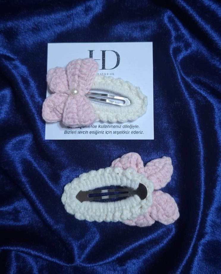 Nakışlı Örgü Çiçekli Bebek Toka Seti - Görsel 2