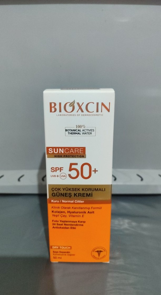 Bioxcin SPF 50+ Çok Yüksek Koruma Güneş Kremi - Görsel 4