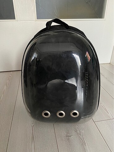 İyi durumda kedi taşıma sırt çantası