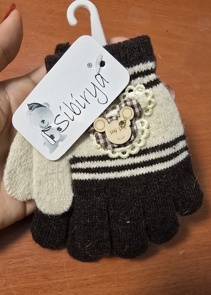 2/3 yaş eldiven  - Görsel 3