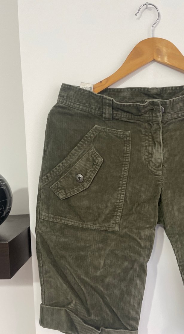 Gevşek Kesim Kadın Süet Bermuda Şort - Görsel 2