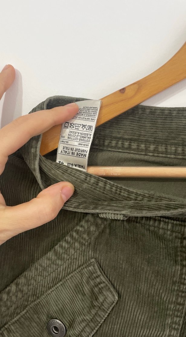 Gevşek Kesim Kadın Süet Bermuda Şort - Görsel 3