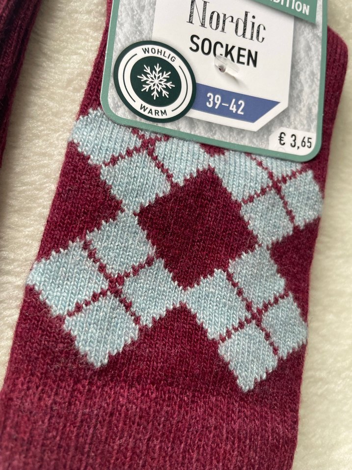 Bordo Gri Desenli Yün Çorap - Görsel 3