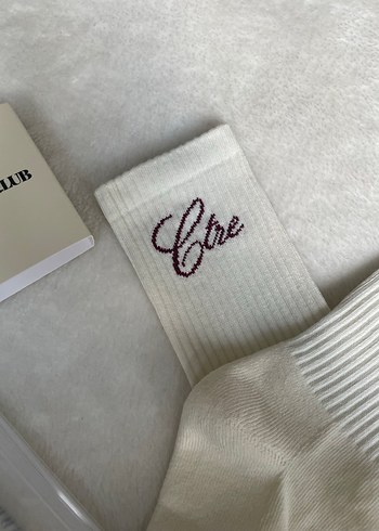 Beyaz Nakışlı Erkek Midi Çorap - Görsel 3