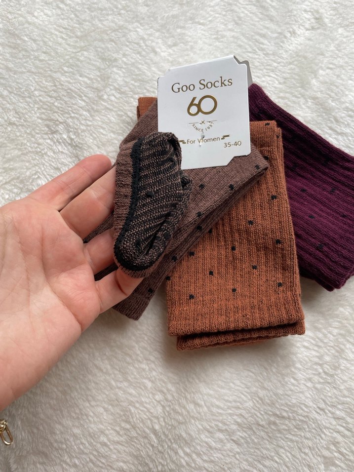 Kahverengi Puantiyeli Kız Çorabı - Görsel 2