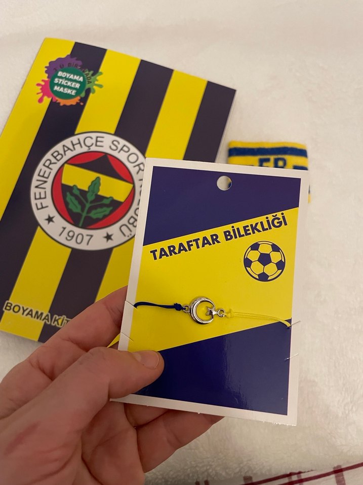 Fenerbahçe Taraftar Bilekliği ve Boyama Kitabı - Görsel 2