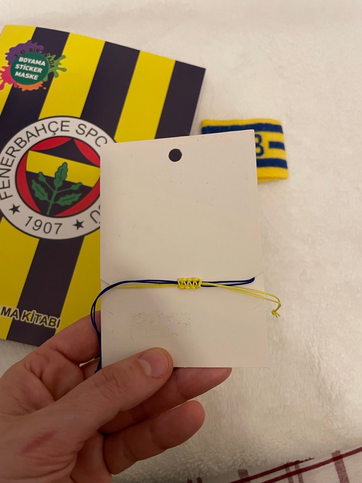 Fenerbahçe Taraftar Bilekliği ve Boyama Kitabı - Görsel 3