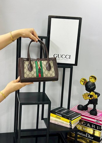  Beden siyah Renk Gucci Siyah Parlak Kadın Çanta