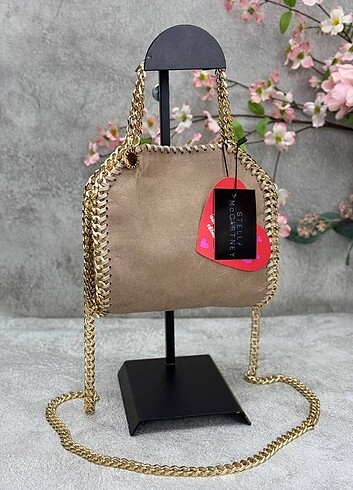Beden Stella McCartney -