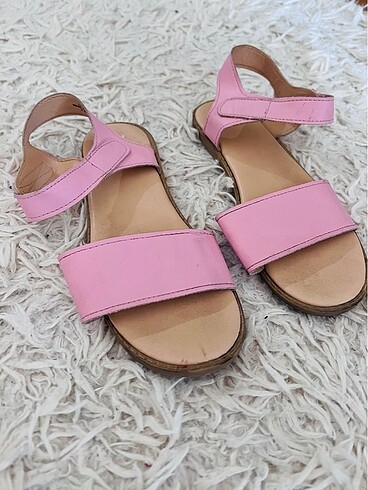 H&M Sandalet ????