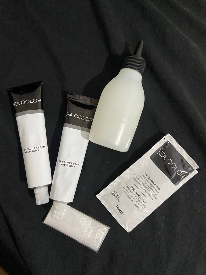 Sea Color 0.01 Füme Gri Saç Boyası - Görsel 2