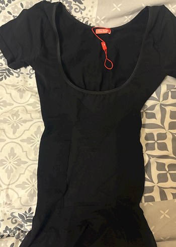 Siyah Bisiklet Yakalı Dar Kesim korse body - Görsel 3