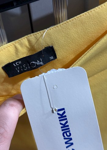 Sarı  Piliseli Kadın Kumaş Pantolon - Görsel 2