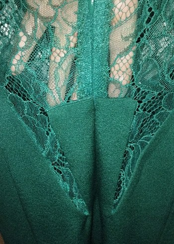 Drapeli V Yakalı Midi Yeşil Elbise - Görsel 5