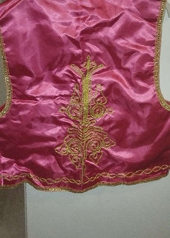 Bordo İşlemeli Kadın Yelek - Görsel 4