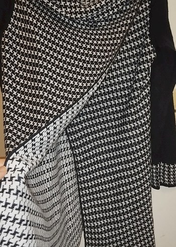 Kadın Siyah Desenli Uzun Triko Kaban - Görsel 2