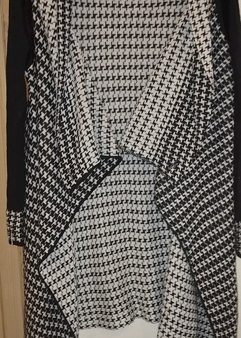 Kadın Siyah Desenli Uzun Triko Kaban - Görsel 4