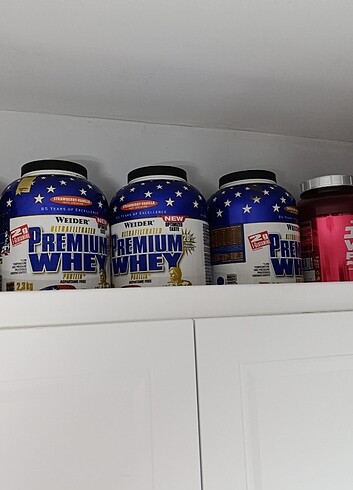 Boş protein tozu ve supplament bidonları - Görsel 5