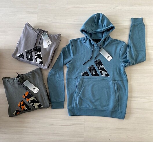 Adidas Sweatshirt