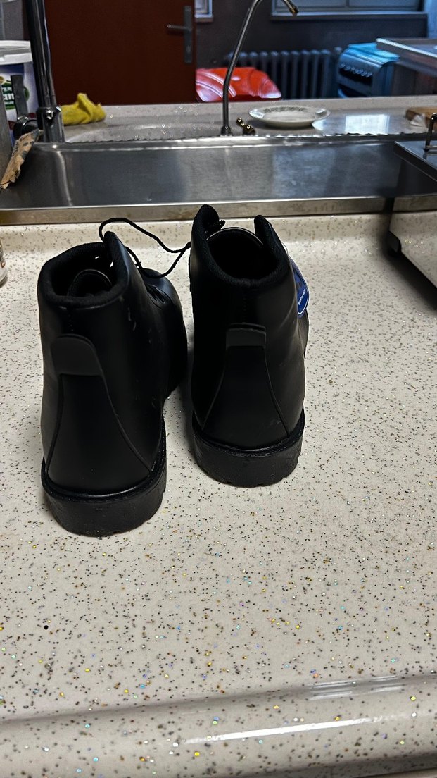 Erkek Bot - Görsel 5