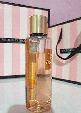Victoria secret kadın vücut spreyi